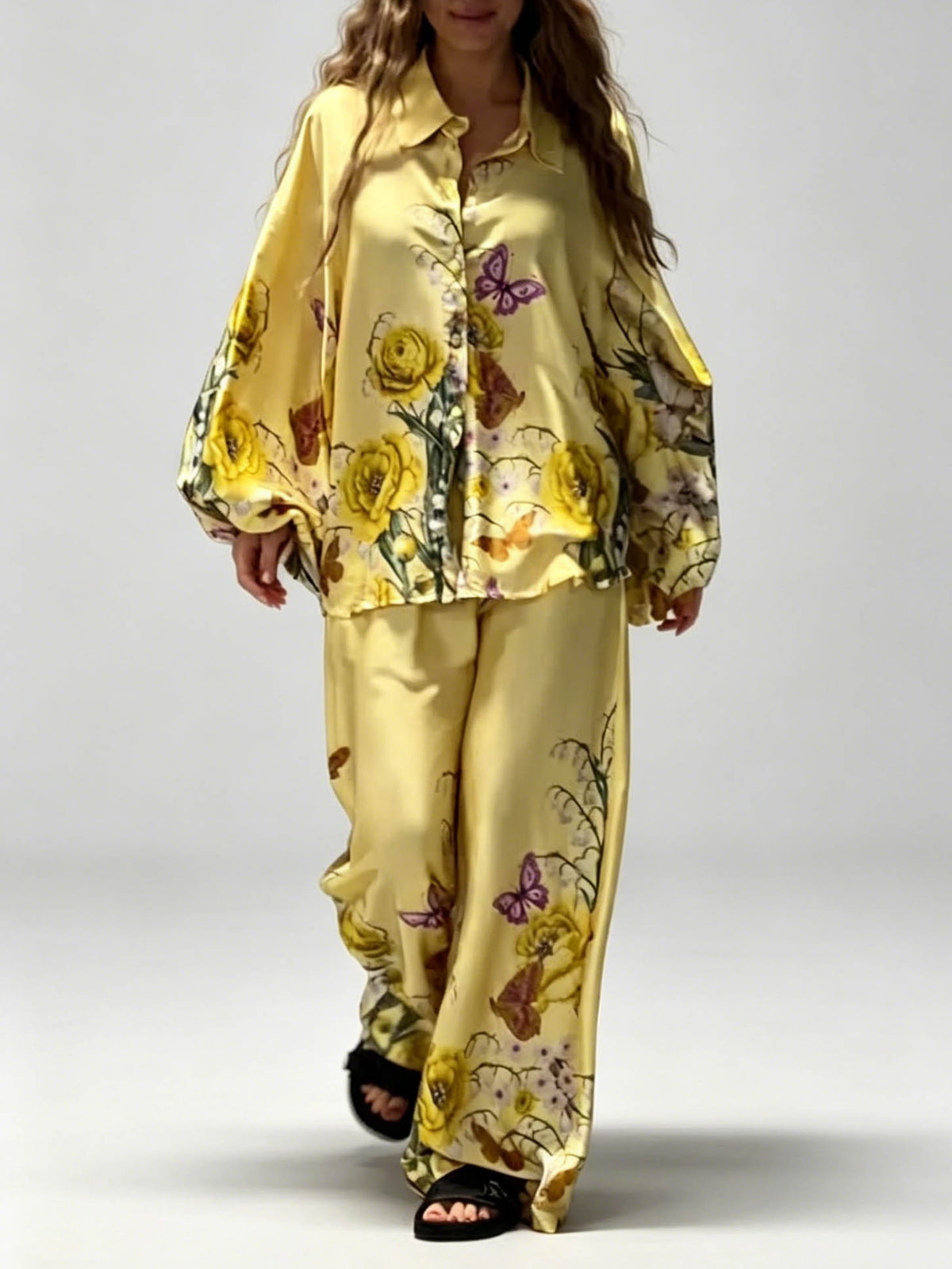 Exquisite Floral And Butterfly Print Satin Shirt