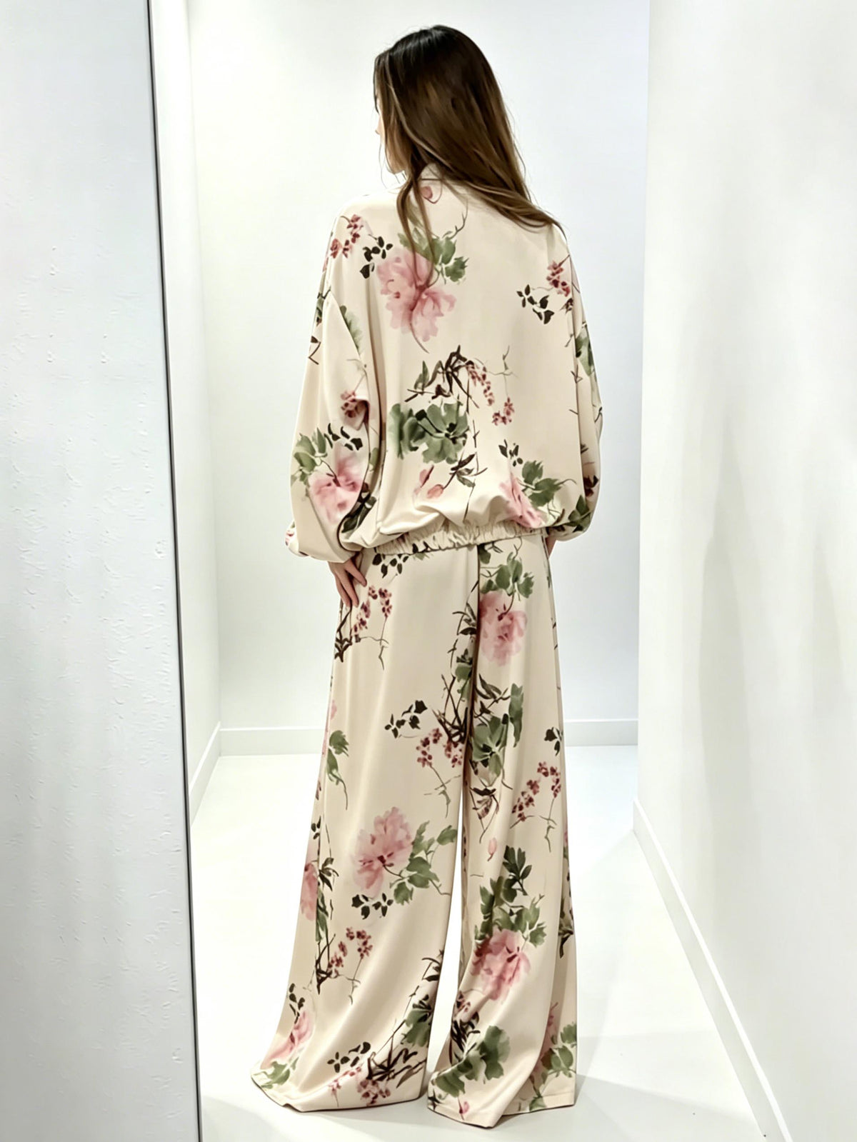 Elegant Floral Satin Zip-Up Jacket & Pants Two-Piece Set