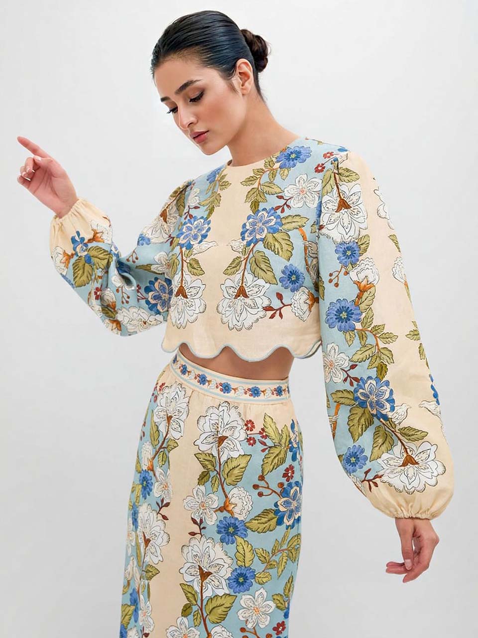 Retro Floral Embroidered Long-Sleeve Crop Top