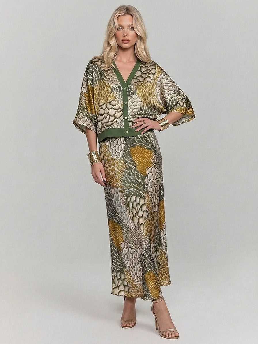 Retro Scale Print Satin Printed Batwing Sleeve Top