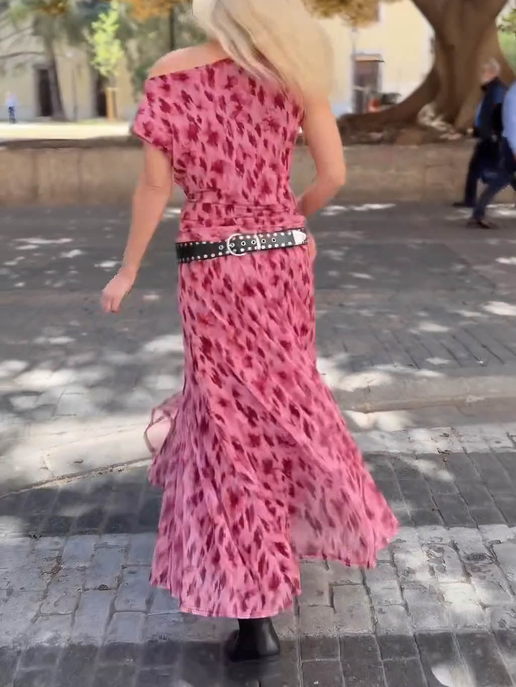 Elegant Mesh Pleated Abstract Floral Print Maxi Dress