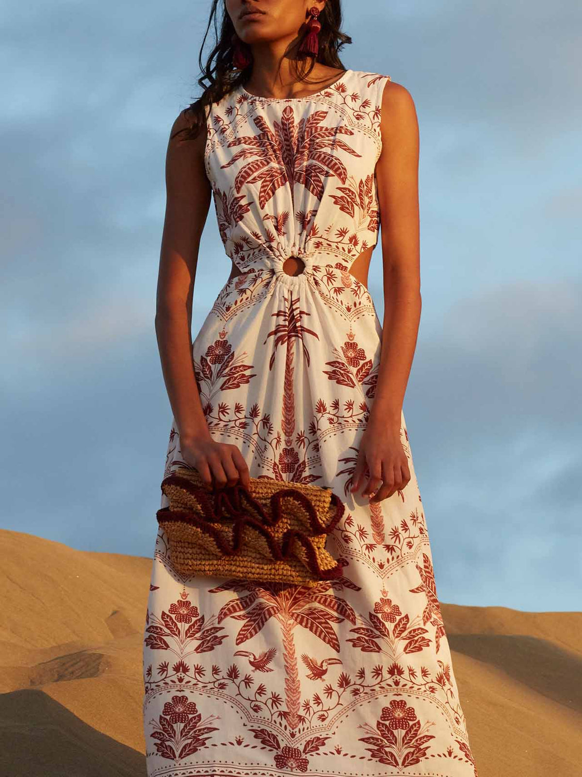 Palm Tree Print O‑Ring Cutout Scalloped Hem Midi Dress