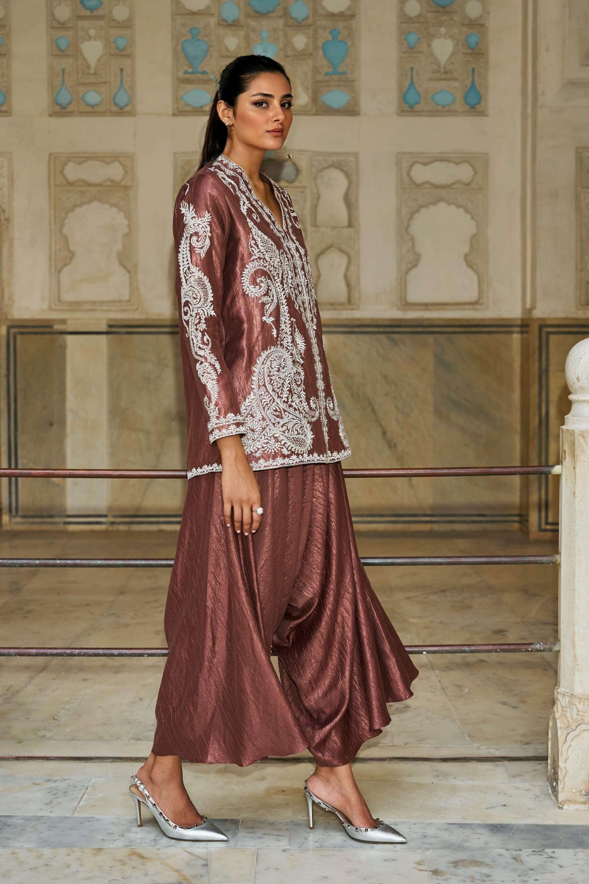 Unique Paisley Pattern V-Neck Loose Top