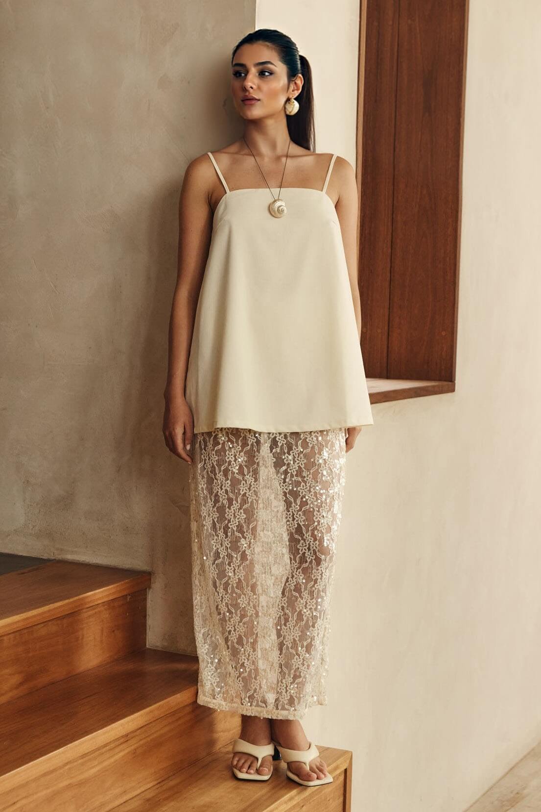 Elegant Off-Shoulder Adjustable Strap Straight-Hem A-Line Top
