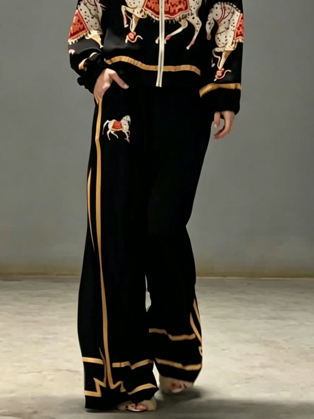Exquisite Satin Horse Print Wide-Leg Pants