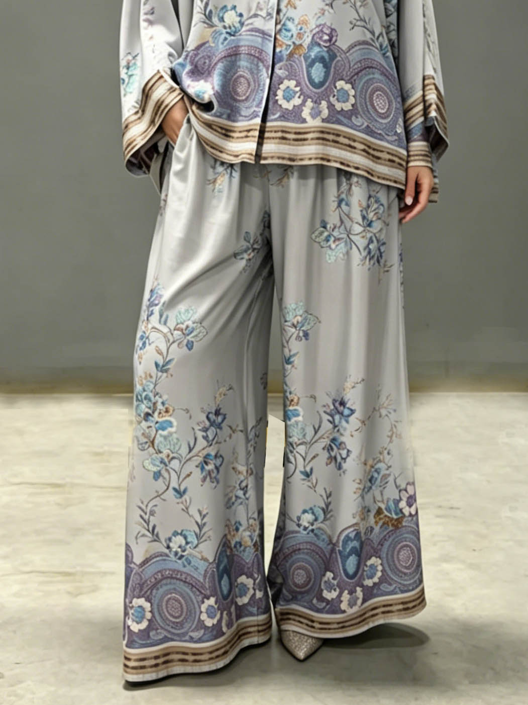 Exquisite Floral Paisley Print Satin Wide Leg Pants