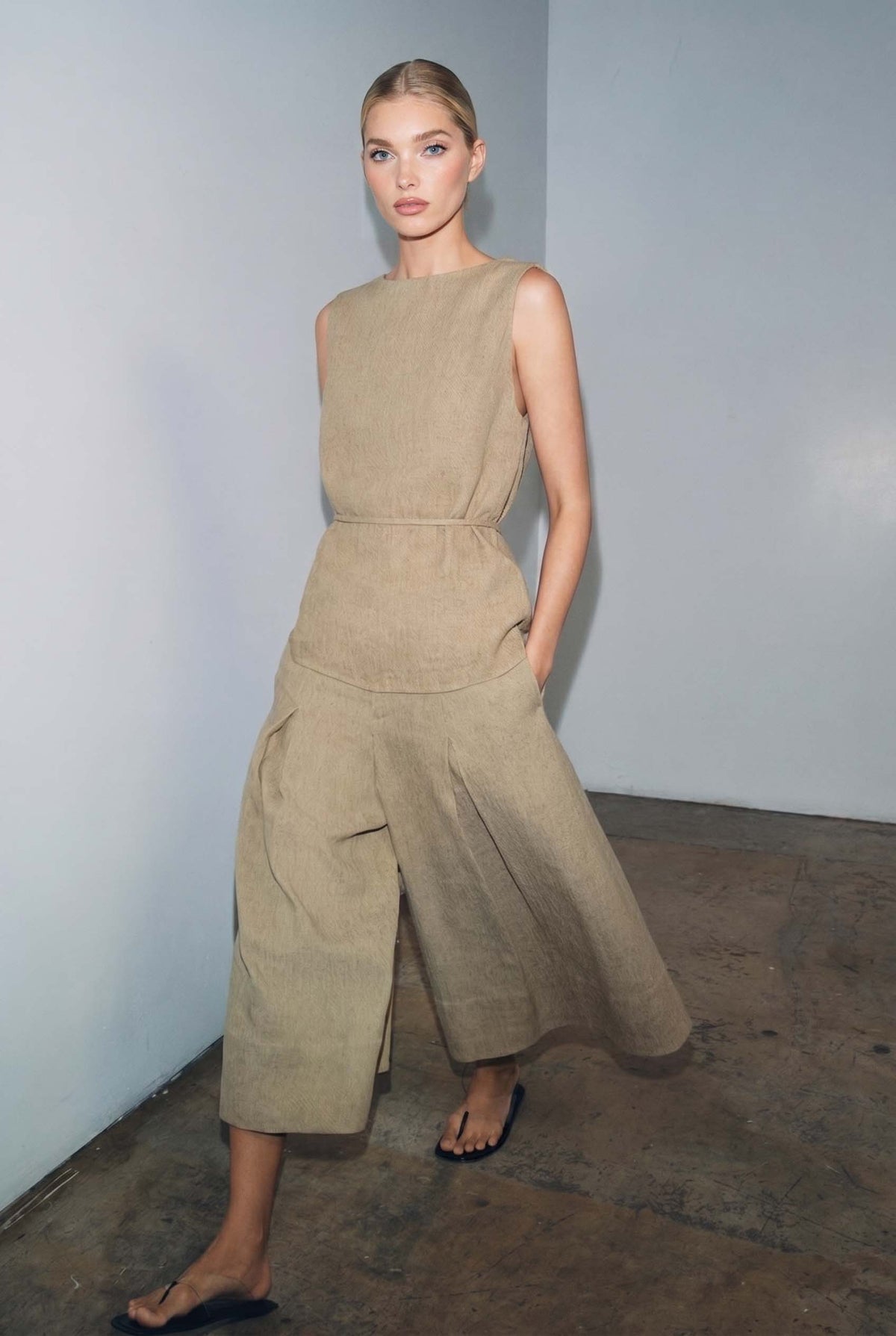 Two Ways To Wear Top And Wide-Leg Pants Set