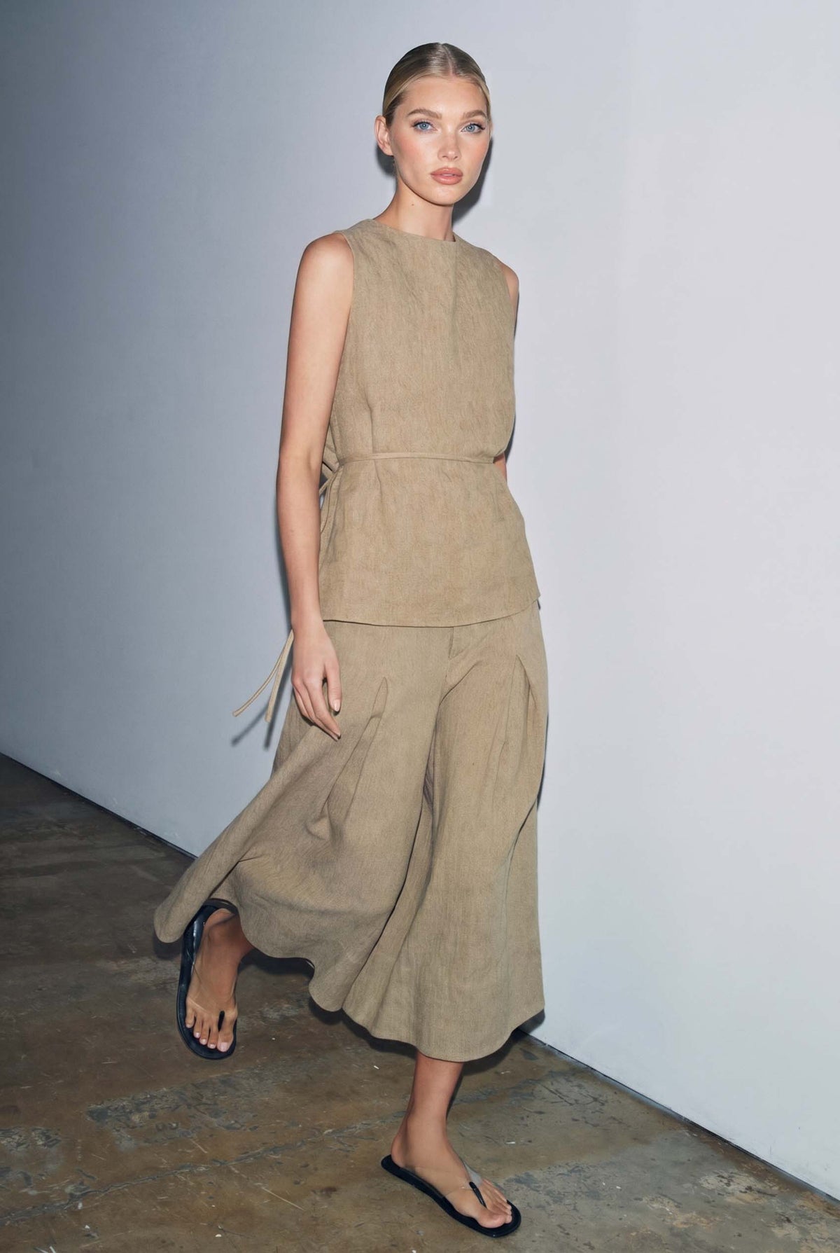 Two Ways To Wear Top And Wide-Leg Pants Set