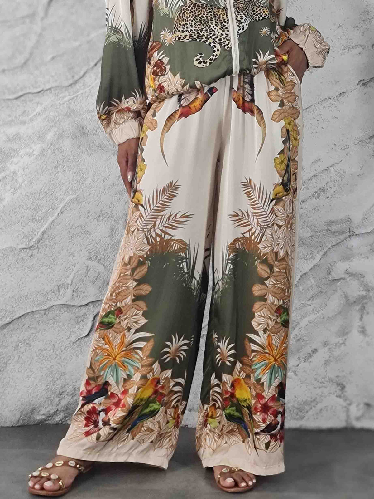 Exotic Jungle Print Zip-Up Long Sleeve Shirt