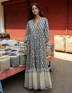 Retro Casual Print V-Neck Tiered Flowing Beach Maxi Dress