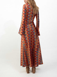 Retro Wave Stripe Print Maxi Dress