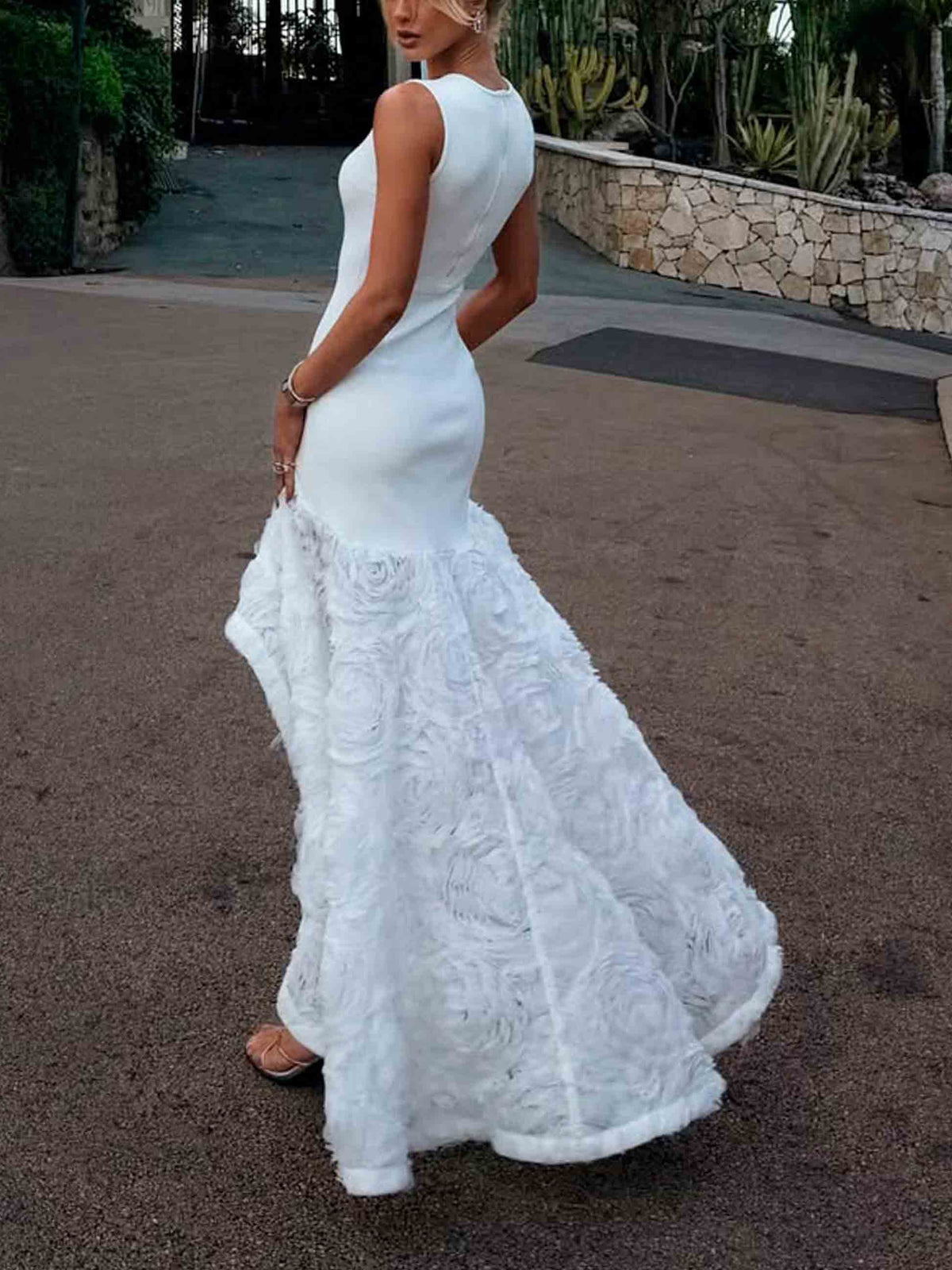 Elegant Sleeveless 3D Floral High-Low Maxi Dress
