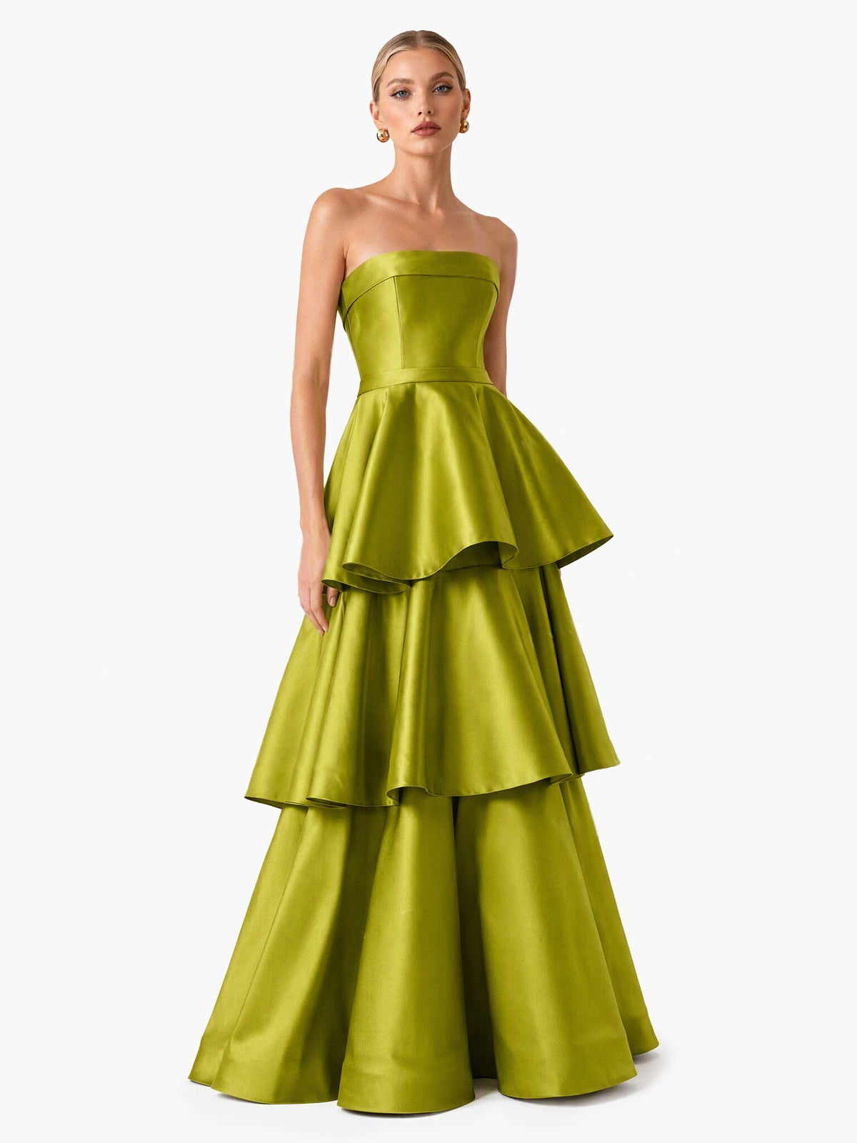 Vestido largo de satén escalonado sin tirantes para noche