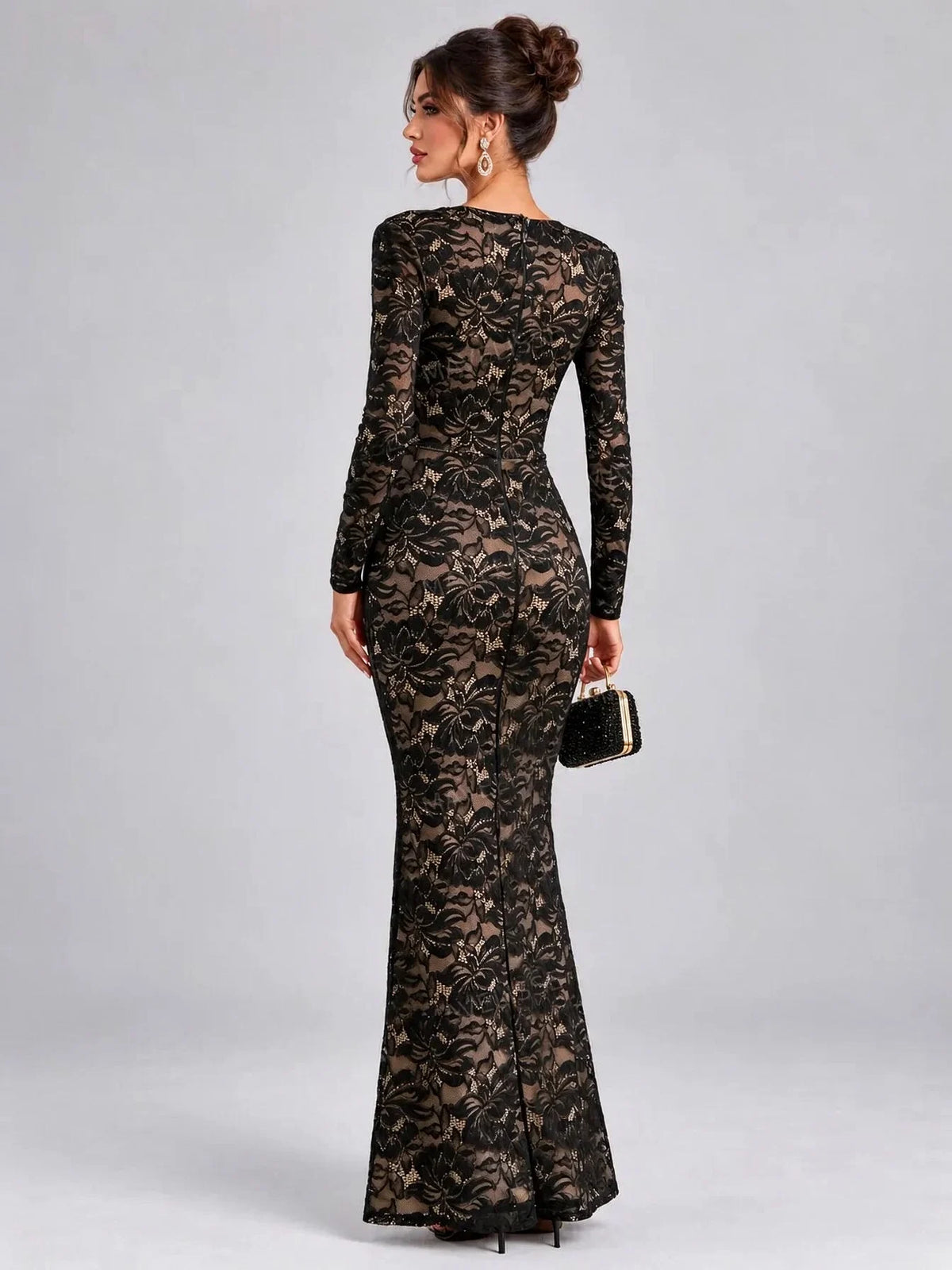 Black Floral Lace Plunge Neck Long Sleeve Maxi Evening Dress [erp-image:9607979cc68f8d5d5bda260c]