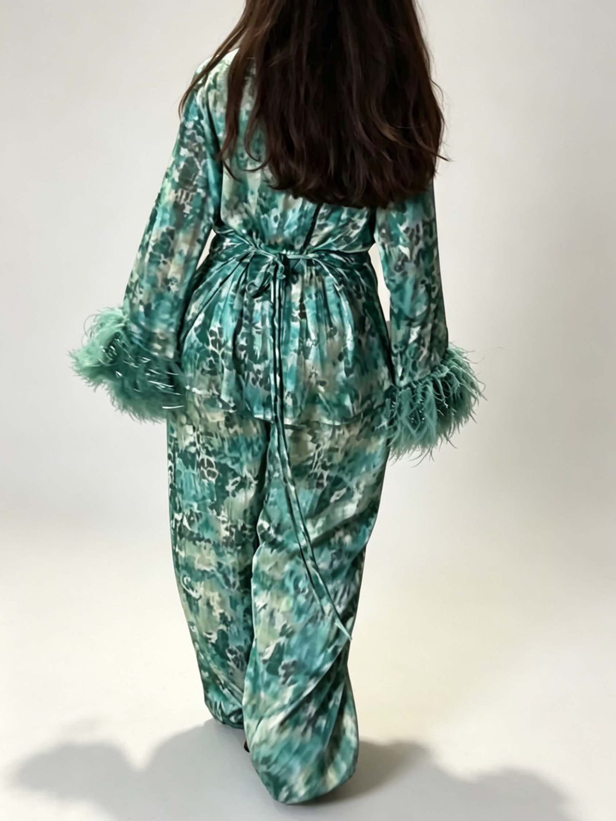 Exquisite Watercolor Print Feather Cuff Tie Shirt