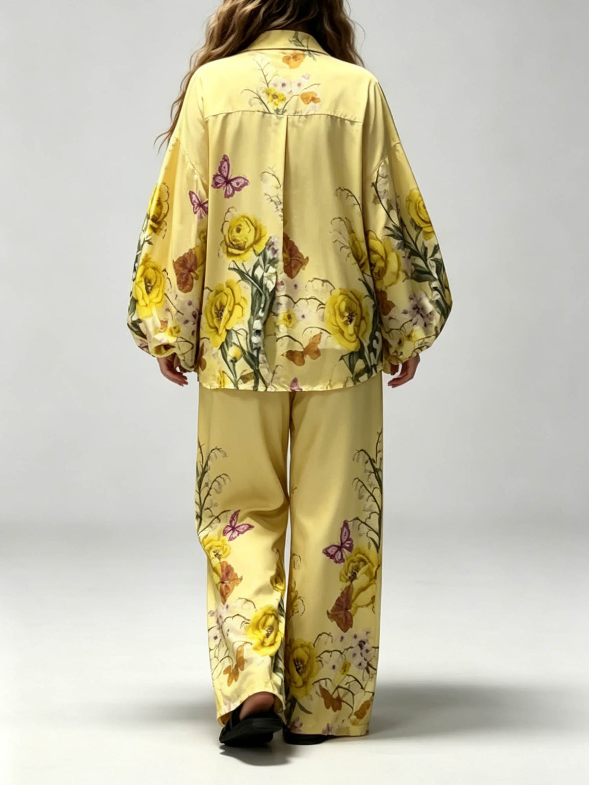 Exquisite Floral And Butterfly Print Satin Shirt