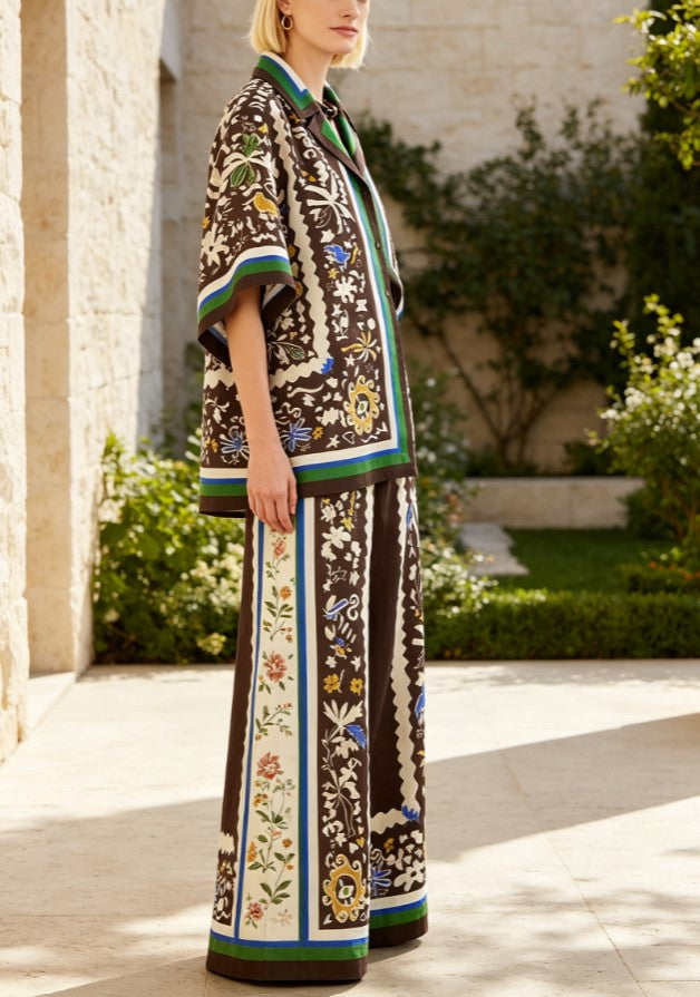 Zweiteiliges Set aus Vintage-Print-Hemd mit Reverskragen und kurzen Ärmeln sowie Hose mit weitem Bein