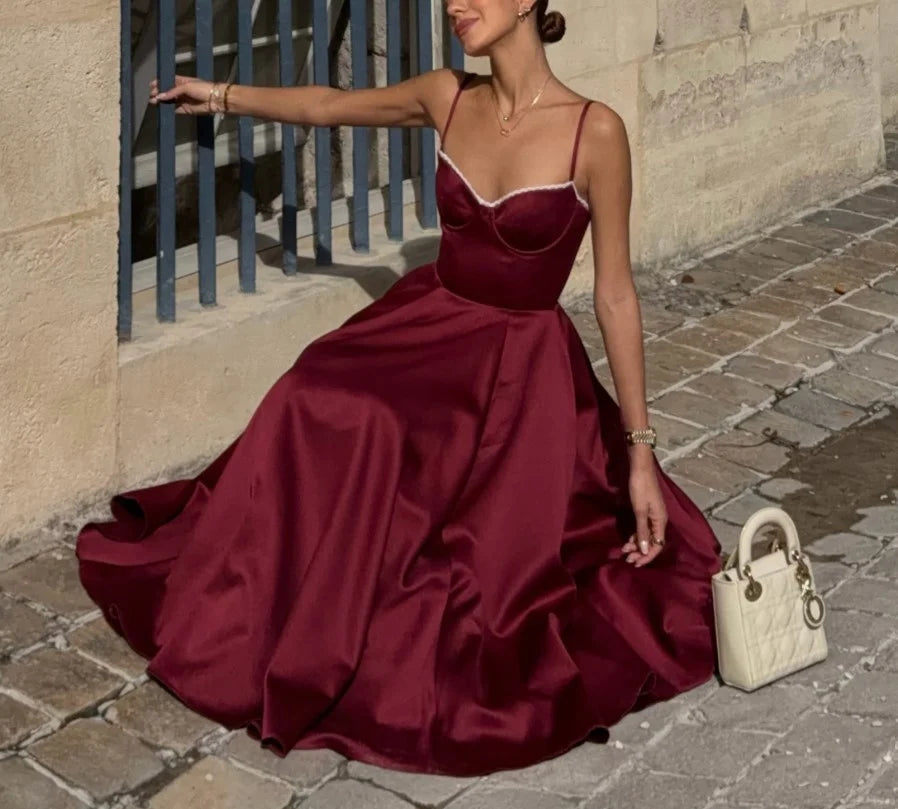 Burgundy Corset Sweetheart Neckline Satin Maxi Dress with Tulle Hem [erp-image:f846ff2be2b53298f3e5414a]
