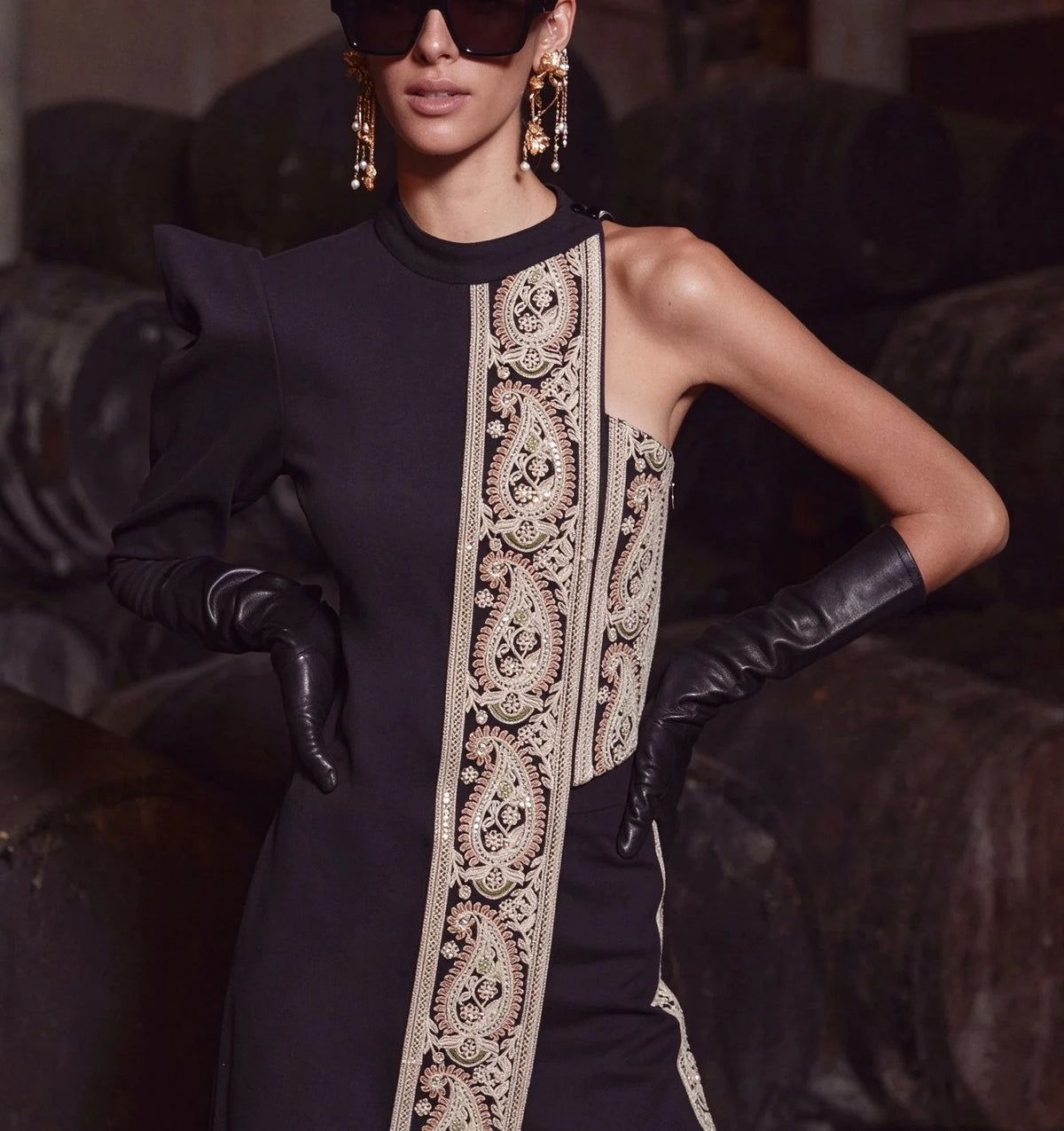Women's One Shoulder Paisley Embroidered Asymmetrical Top and Trousers Two Piece Set [erp-image:92389bc9bea98d17582ffff6]