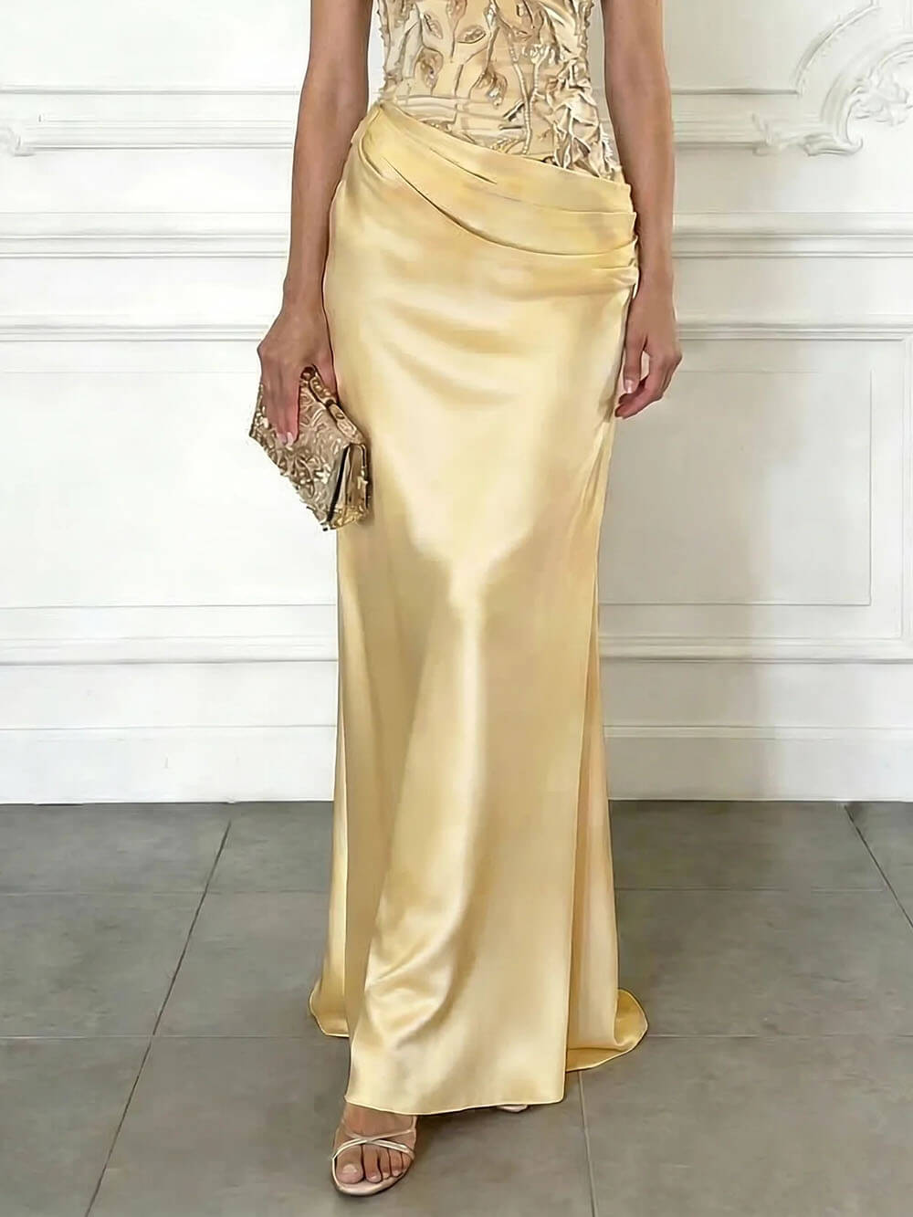 Elegant Green Embroidery Satin Crew Neck Sleeveless Sheath Maxi Dress