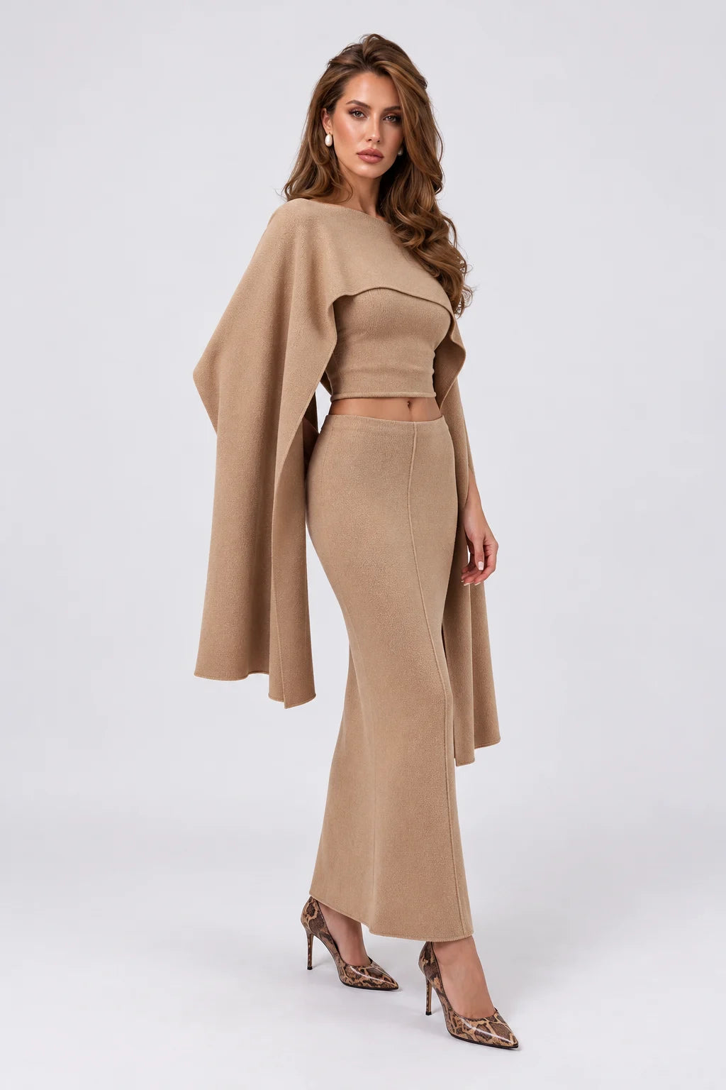 Knitted Capelet Tube Top High Waist Maxi Skirt Three Piece Set [erp-image:3ce5faf11193bece4b5797dd]