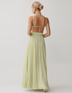 Elegant Pleated Strap Maxi Dress