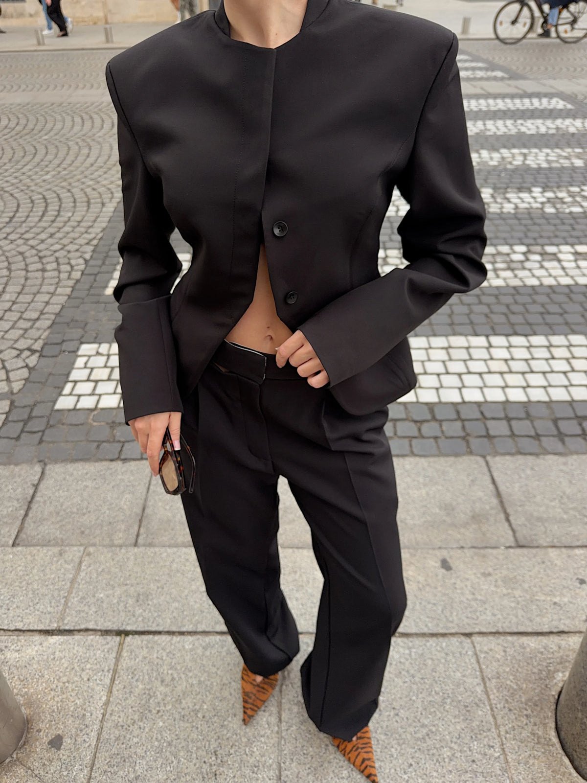 Women's Black Stand Collar Tailored Blazer and Pants Two Piece Suit Set [erp-image:cff1e7167d496d2a89800aac]